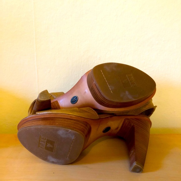 Frye leather heels - Picture 4 of 7